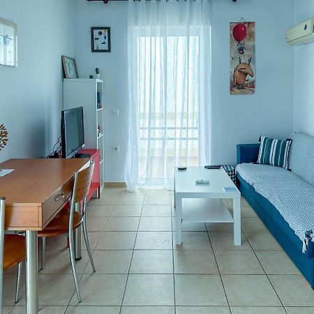 Beachnest Apartment อายิโอสนิโกลาโอส ภายนอก รูปภาพ